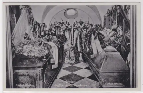 21162 Ak Potsdam - Gruft in der Garnisonkirche um 1915