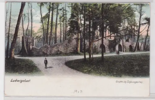 909287  Ak Ludwigslust. Grotte im Schlossgarten. 1907