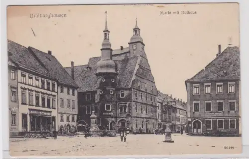 910446 Ak Hildburghausen Markt mit Rathaus. um 1930