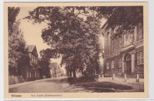 61622 Ak  WILSTER . Am Markt (Friedenseichen). um 1930