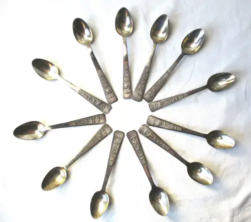 12 tlg. 900er Silber Löffel Set Relief-Dekor Vietnam Landschaft (100265)