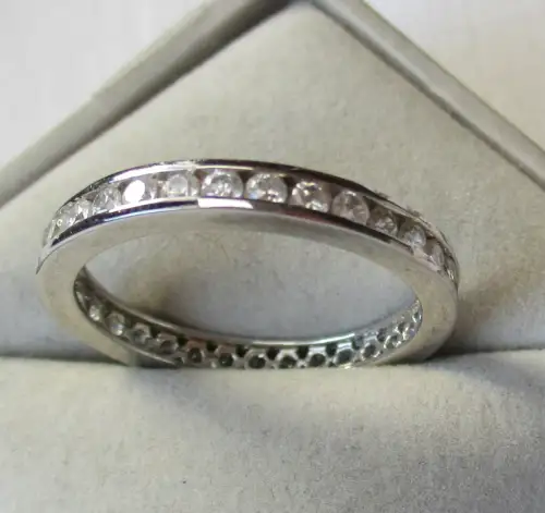 traumhafter 925er Silber Damen Ring mit umlaufender Reihe weißer Steine (158658)