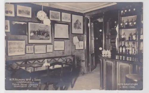 14088 Ak Hamburg alte Gaststube Helmers & Sohn Fabrik feiner Liqueure um 1910