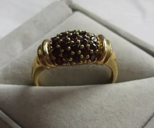eleganter 375er Gold Damenring Granatschmuck 23 Edelsteine (156683)