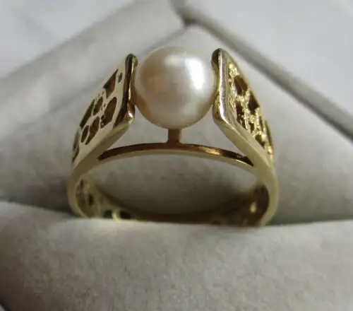 eleganter 585er Gold Ring mit verzierter Ringschiene + Perle (163439)