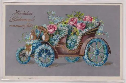 908935 geprägte Ak Neujahr Oldtimer mit Vergissmeinnicht 1912