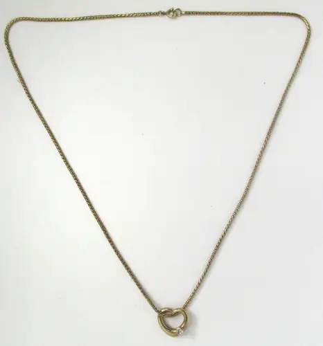 elegante 333er Gold Halskette mit Anhänger in Herzform mit Diamantsplit.(144976)