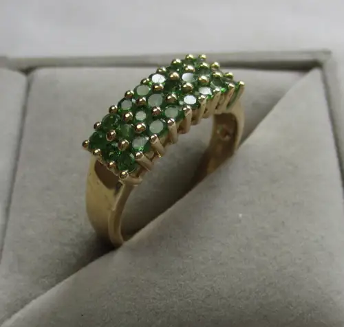 hochwertiger Damen Ring aus 585er Gold mit 24 grünen Citrin Edelsteinen (157881)
