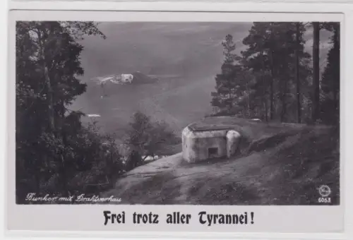 80509 Foto AK Frei trotz aller Tyrannei! Bunker mit Drahtverhau