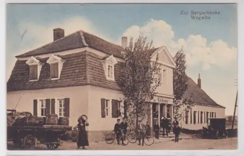 910340 Ak Wegwitz bei Schkopau Gasthaus zur Bergschenke 1916