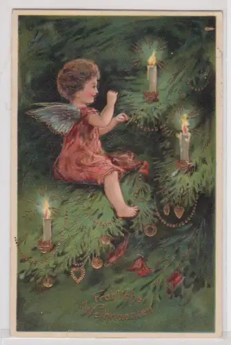 97245 Präge AK Fröhliche Weihnachten! Engel schmückt sitzend den Tannenbaum 1904