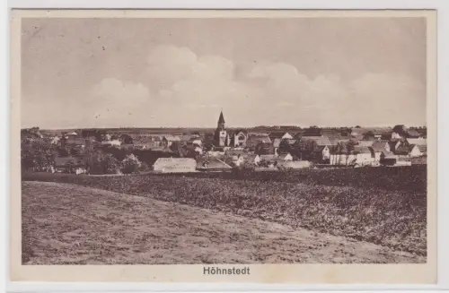 910436 AK Höhnstedt - Totalansicht mit Kirche und Dorfidylle 1930
