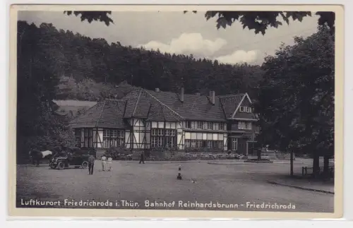 909581 Ak Luftkurort Friedrichroda in Thüringen Bahnhof 1930