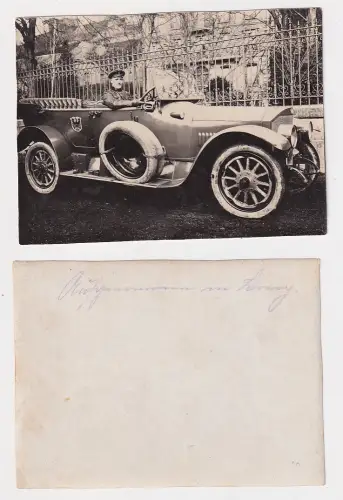 18403 Foto altes Automobil Soldat am Steuer Offizier um 1915