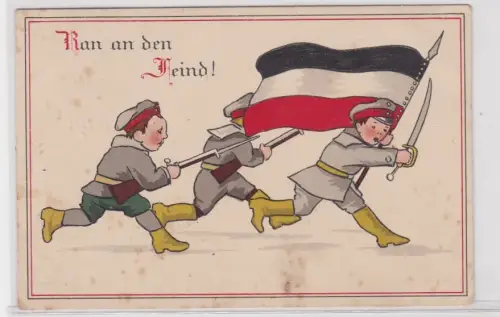 910140 Künstler Ak Propaganda "Ran an den Feind!" Kinder als Soldaten 1916