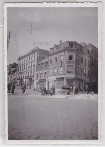 73091 Foto Wehrmacht St. Quentin Grand Hotel & Quartier nach Bombardierung 1940