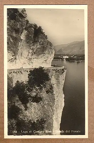 Alte Ansichtskarte/AK/Postkarte: Lago di Garda - Riva - Strada del Ponale