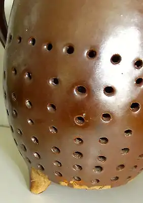 Seltene Steingut Zwiebeltopf Topf Braun Löcher Gefäß