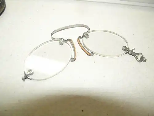 Brille Zwicker Nasenkneifer Nasenzwicker im Etui