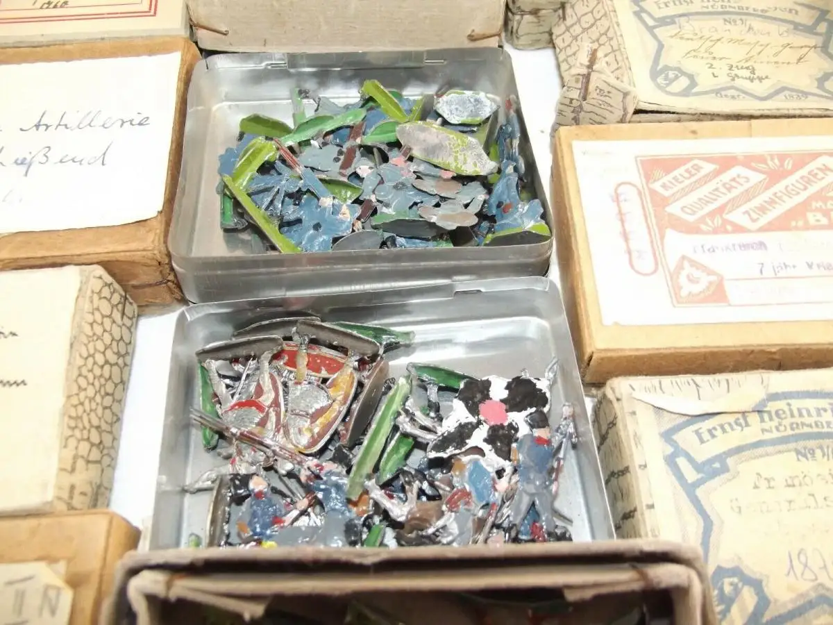 Sammlung Kieler Zinnfiguren teils Original Verpackung 8