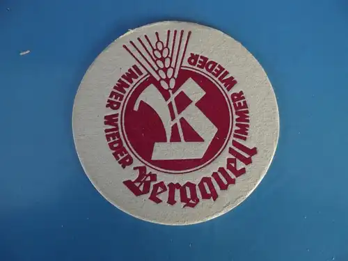 Bierdeckel Brauerei Bergquell Löbau / Weinrot