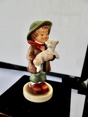 Goebel ; Hummel Figur  68/ 2 / 0 Schäferbub 11 cm. 1 Wahl.