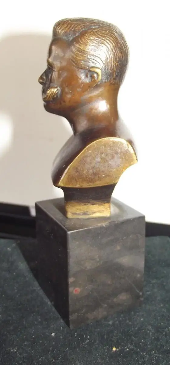 Paul von Hindenburg Bronze Messing Büste mit Sockel 11,5 cm / 509 Gramm signiert 1