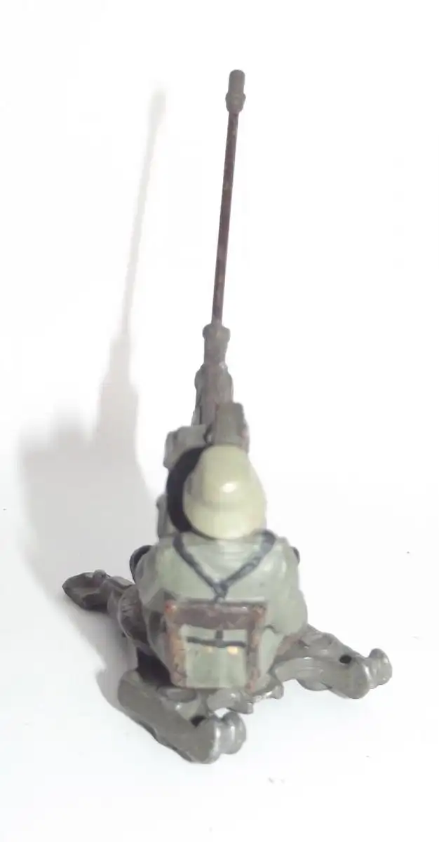 Lineol Germany : Massesoldat zu 7.5cm Flak Soldat mit drehbarer 2cm-Flak 3