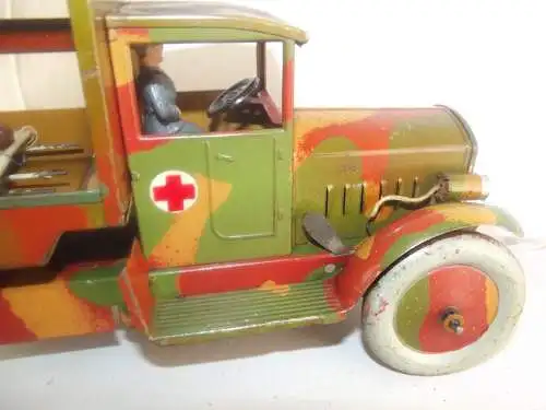 Lineol seltener Krankenwagen Sanitäts Lkw von 1935 Uhrwerk geht 29 x 10 x 16 cm