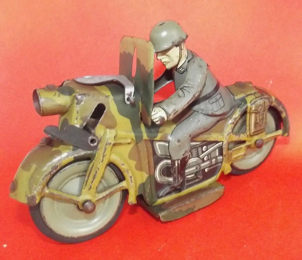 Arnold  Militär Motorrad mit Fahrer Uhrwerk Blechspielzeug 0