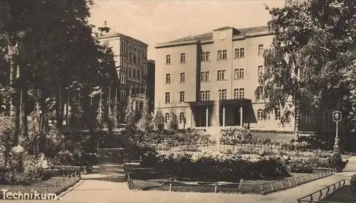 ALTE POSTKARTE MITTWEIDA IN SACHSEN PARTIE AN DER TALSPERRE MARKT TECHNIKUM Oldtimer Fischhandlung Hotel Ansichtskarte