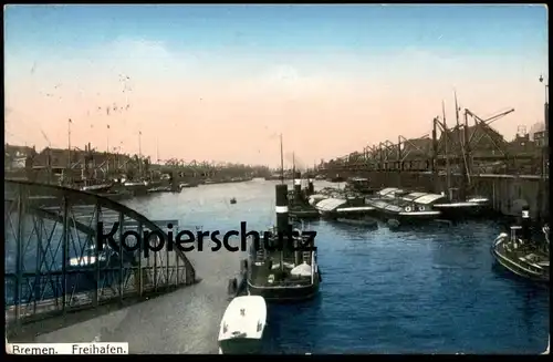 ALTE POSTKARTE BREMEN FREIHAFEN HAFEN FELDPOST 1918 Schiff harbour port havre Frachtschiff crane grue freight cargo ship