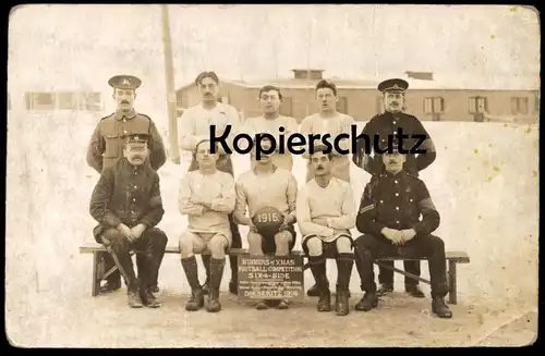 ALTE FOTO POSTKARTE LAGER DÖBERITZ 1916 Soldaten soldat camp Photo Fussball Fußball football soccer Uniform uniforme