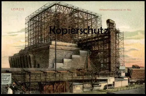 ALTE POSTKARTE LEIPZIG DAS VÖLKERSCHLACHTDENKMAL IM BAU SCHRIFTZUG CEMENTBAUGESCHÄFT RUD. WOLLE Denkmal construction AK