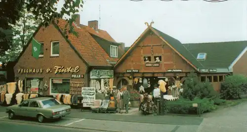 ÄLTERE POSTKARTE SCHNEVERDINGEN FELLHAUS V. FINTEL Fell coat of animal robe Daimler Mercedes postcard Ansichtskarte cpa