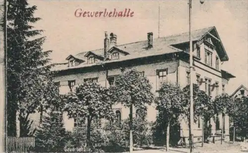 ALTE POSTKARTE GRUSS AUS FURTWANGEN GEWERBEHALLE KAISERDENKMAL SCHNITZEREISCHULE UHRMACHERSCHULE Bahnpost Donaueschingen