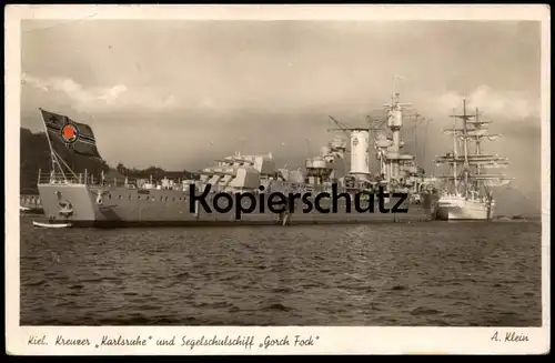 ALTE POSTKARTE KIEL KREUZER KARLSRUHE UND SEGELSCHULSCHIFF GORCH FOCK 1940 Kriegsschiff warship war vessel bateau guerre