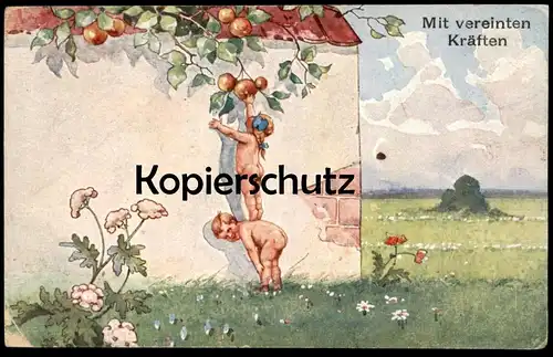 ALTE KÜNSTLER POSTKARTE KINDER PFLÜCKEN ÄPFEL BABYS MIT VEREINTEN KRÄFTEN bébé apple cpa AK Ansichtskarte postcard