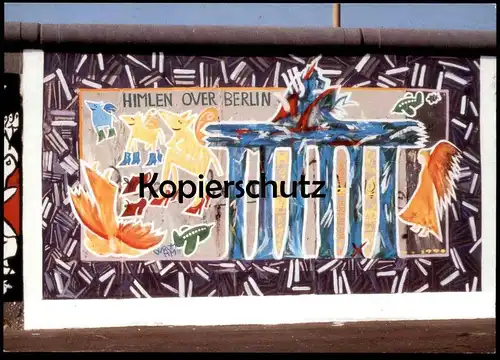 ÄLTERE POSTKARTE BERLINER MAUER KARINA BJERREGARD LOTTE HAUBART HIMLEN OVER BERLIN THE WALL MUR BRANDENBURGER TOR