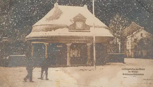 ALTE POSTKARTE LUDWIGSHAFEN AM RHEIN IM WINTER BRÜCKENZOLLHÄUSCHEN SCHNEEFALL hiver snow Ansichtskarte cpa postcard AK