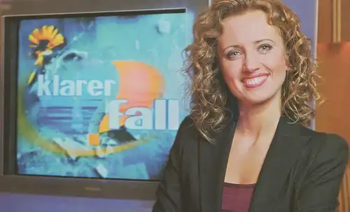 ÄLTERE AUTOGRAMMKARTE KLARER FALL RADKA KASPAR UNSIGNIERT EHEMALIGE VOX MODERATORIN cpa Ansichtskarte postcard AK