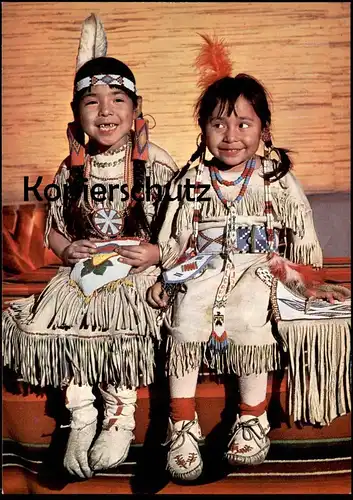 ÄLTERE POSTKARTE INDIANER KINDER MAUSI UND CONNY Indian Indians Indien Feather headdress coiffe cpa AK postcard