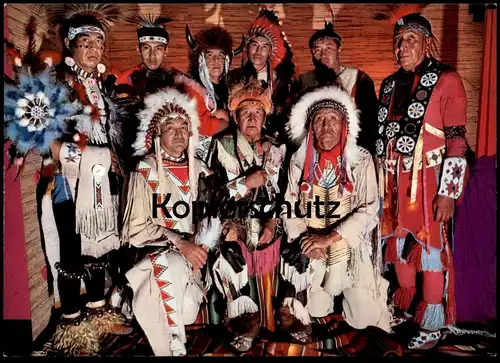 ÄLTERE POSTKARTE INDIANER HÄUPTLINGE BEIM KRIEGSRAT medicine man quack Indian Indians Indien Ansichtskarte cpa postcard