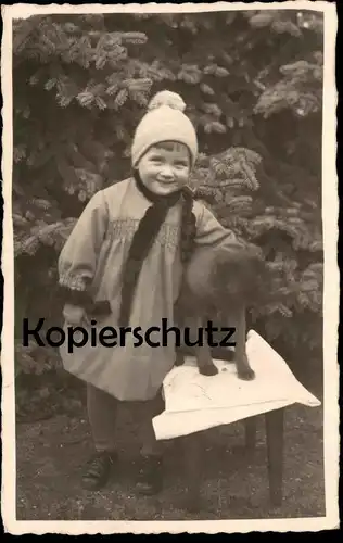 ALTE FOTO POSTKARTE MÄDCHEN KIND MIT KATZE ? HUND ? child enfant girl dog cat ? chat ? chien cpa photo postcard AK