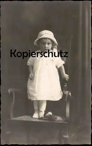 ALTE FOTO POSTKARTE KIND MIT BÄR ATELIER GIEGERICH NIEDER-INGELHEIM child enfant girl Teddybär ours bear Teddy photo cpa