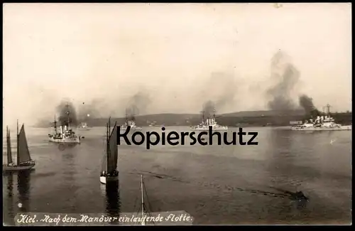 ALTE POSTKARTE KIEL NACH DEM MANÖVER EINLAUFENDE FLOTTE Kriegsschiff Kriegsschiffe warship warships cpa AK postcard