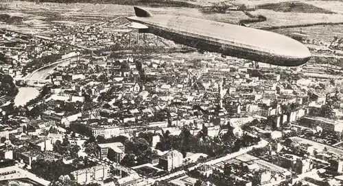 ÄLTERE REPRO POSTKARTE LUFTSCHIFF GRAF ZEPPELIN ÜBER RATIBOR Raciborz airship Ansichtskarte AK