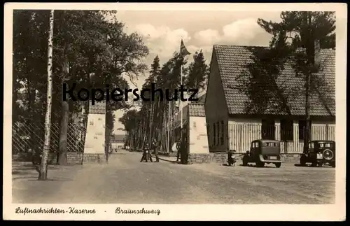 ALTE POSTKARTE LUFTNACHRICHTEN-KASERNE BRAUNSCHWEIG Motorrad Soldaten moto motorbike soldiers Ansichtskarte postcard cpa