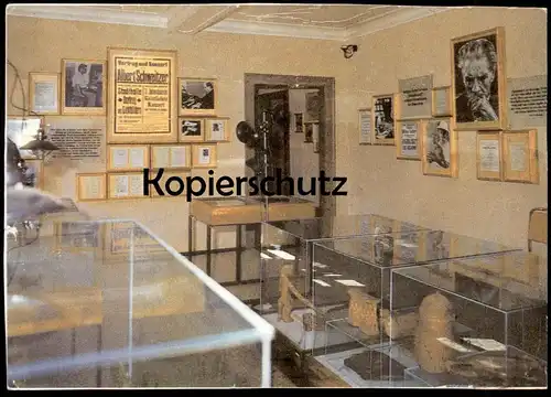 ÄLTERE POSTKARTE ALBERT-SCHWEITZER-GEDENKSTÄTTE WEIMAR BLICK IN EINEN DER AUSSTELLUNGSRÄUME postcard Ansichtskarte AK