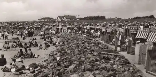 ÄLTERE POSTKARTE NORDSEEHEILBAD BÜSUM SAND- UND KORBSTRAND AM NEUEN DEICH beach plage postcard Ansichtskarte cpa AK